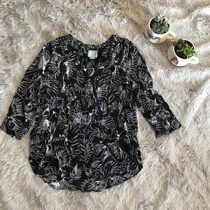 Anthro - Maeve Long Sleeve button down blouse 10